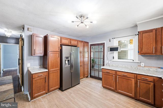 114 SOMERSET ST, Trenton, NJ 08638