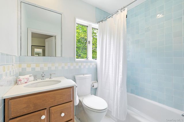 31 Dobbs Terrace, Scarsdale, NY 10583