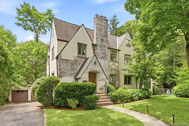 31 Dobbs Terrace, Scarsdale, NY 10583