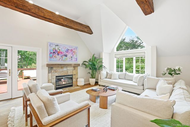 31 Dobbs Terrace, Scarsdale, NY 10583