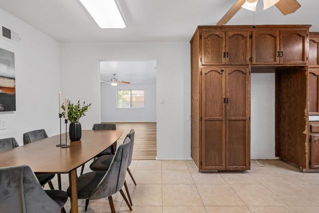 338 Cottage Ave, Manteca, CA 95336