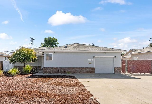 338 Cottage Ave, Manteca, CA 95336