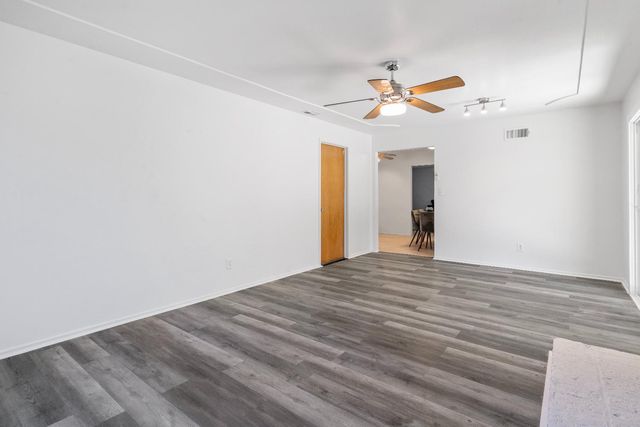 338 Cottage Ave, Manteca, CA 95336