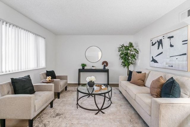 338 Cottage Ave, Manteca, CA 95336