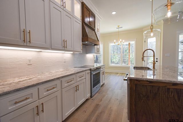 21043 Patriot Circle, Tyler, TX 75703