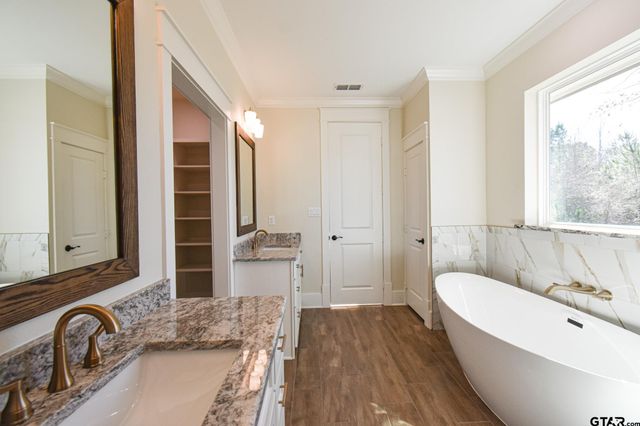 21043 Patriot Circle, Tyler, TX 75703