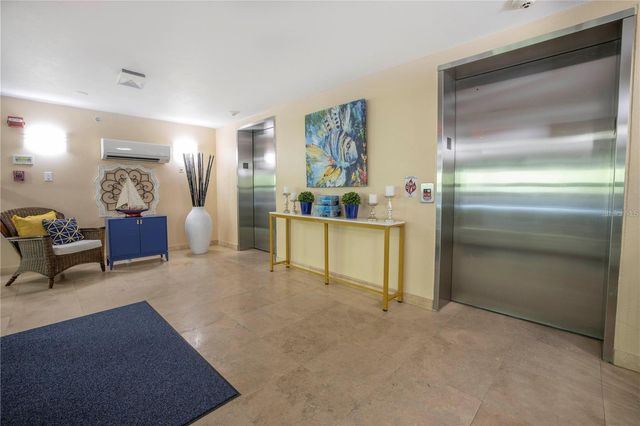 12077 GANDY BOULEVARD N 332, St Petersburg, FL 33702