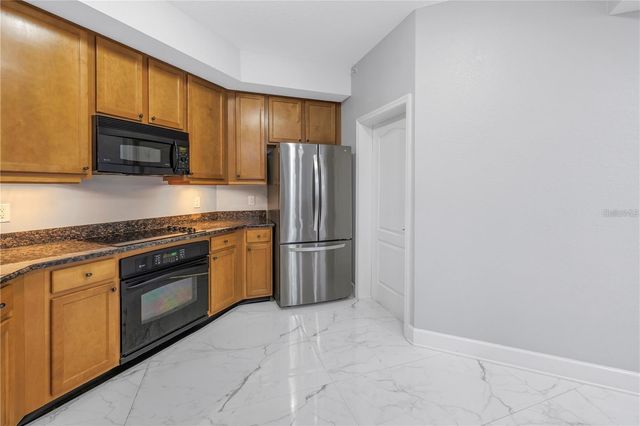 12077 GANDY BOULEVARD N 332, St Petersburg, FL 33702