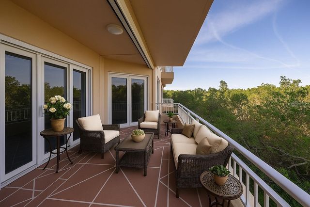 12077 GANDY BOULEVARD N 332, St Petersburg, FL 33702