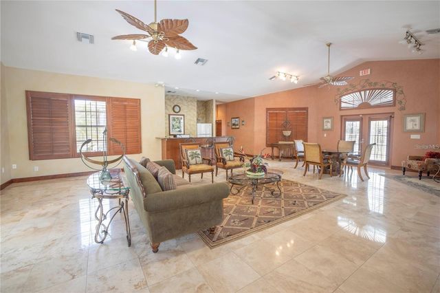 12077 GANDY BOULEVARD N 332, St Petersburg, FL 33702