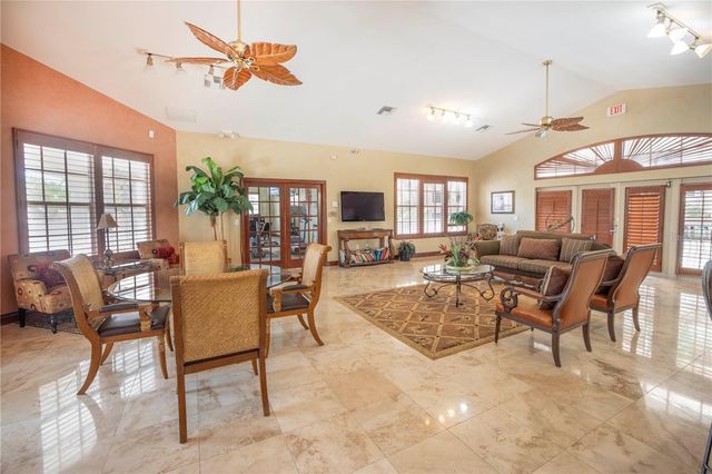12077 GANDY BOULEVARD N 332, St Petersburg, FL 33702