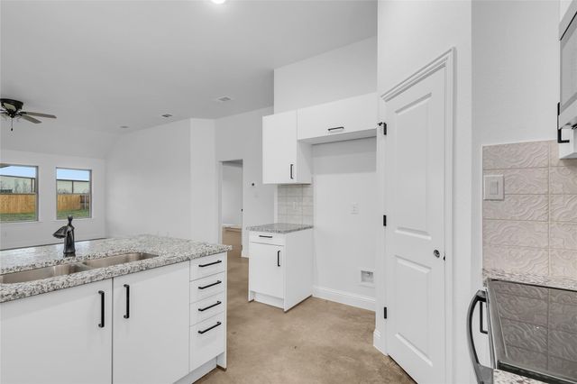 1334 Wyatt Street, Waxahachie, TX 75165