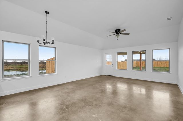 1334 Wyatt Street, Waxahachie, TX 75165