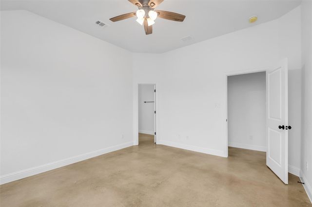 1334 Wyatt Street, Waxahachie, TX 75165