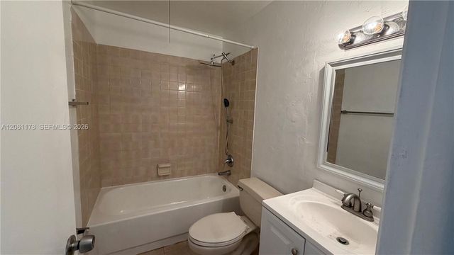 2550 Riverside Drive 223, Coral Springs, FL 33065