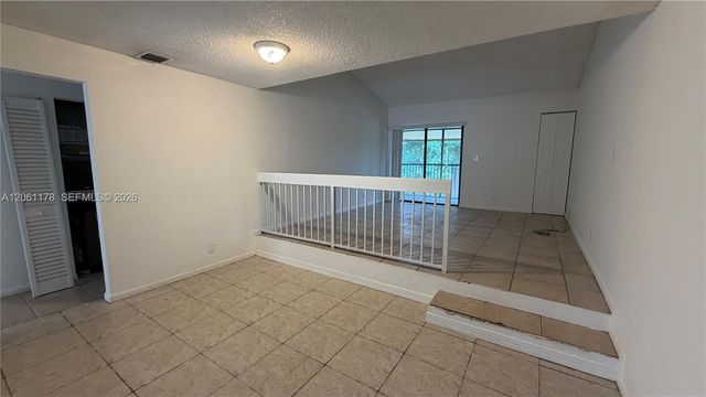 2550 Riverside Drive 223, Coral Springs, FL 33065