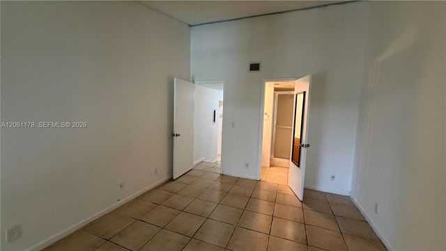 2550 Riverside Drive 223, Coral Springs, FL 33065