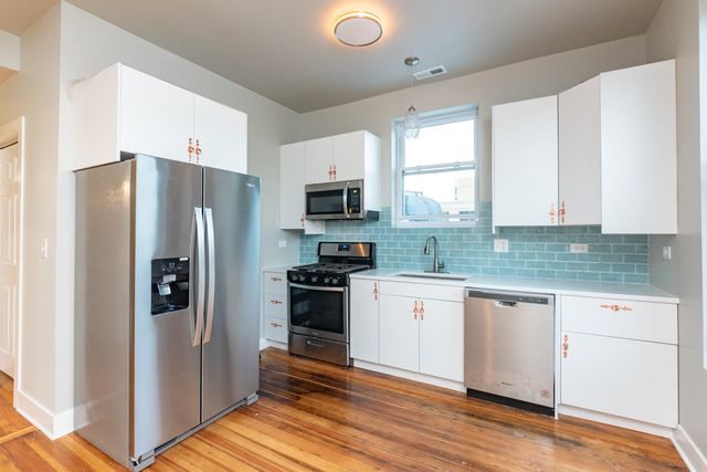 3547 N Sheffield Avenue 2, Chicago, IL 60613