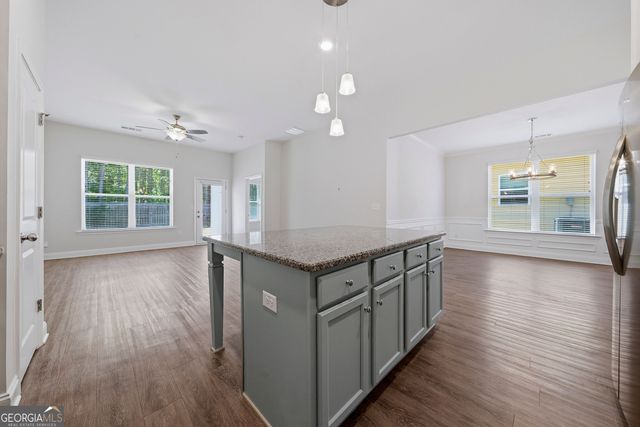 515 Vandenburg Drive, Villa Rica, GA 30180