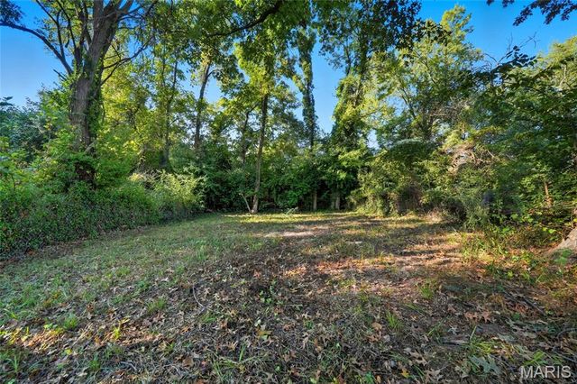 7138 Garesche Avenue, Jennings, MO 63136