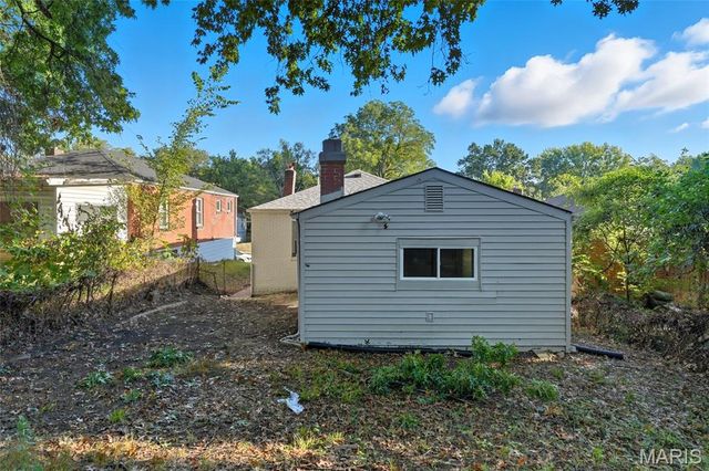 7138 Garesche Avenue, Jennings, MO 63136