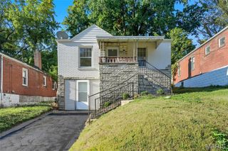 7138 Garesche Avenue, Jennings, MO 63136
