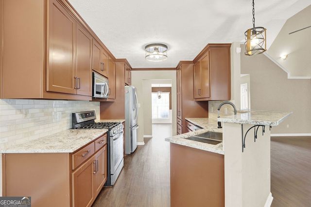 4046 River Elan Drive, Gainesville, GA 30507