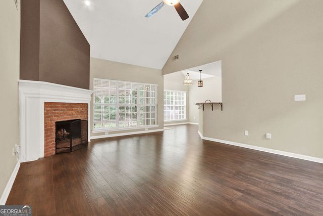 4046 River Elan Drive, Gainesville, GA 30507