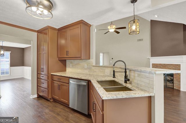 4046 River Elan Drive, Gainesville, GA 30507