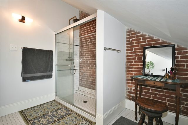 149 Home St, Lawrenceville, PA 15201