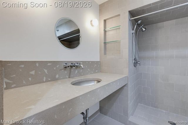 25850 Romany Way, Franklin, MI 48025