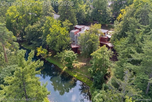 25850 Romany Way, Franklin, MI 48025