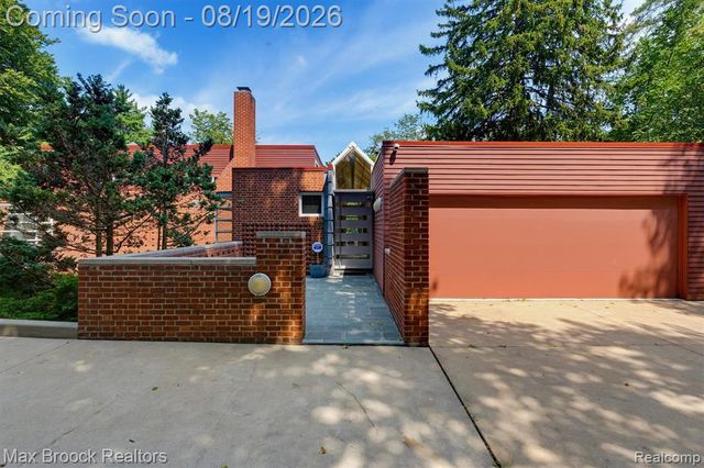25850 Romany Way, Franklin, MI 48025