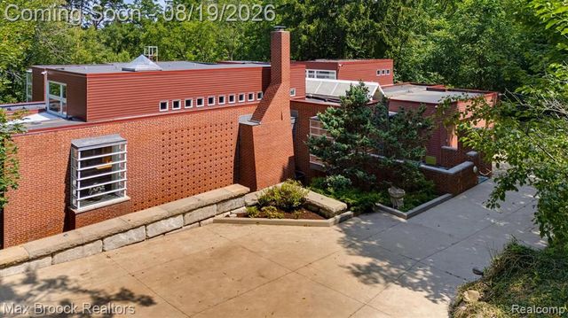 25850 Romany Way, Franklin, MI 48025