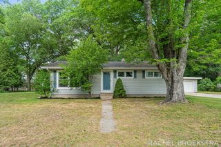 15703 Vineyard Drive, Spring Lake Twp, MI 49456