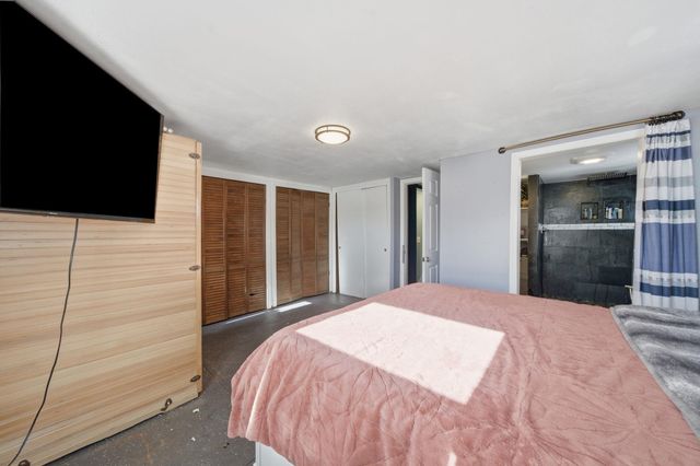 32 Fairview Avenue, Nashua, NH 03060