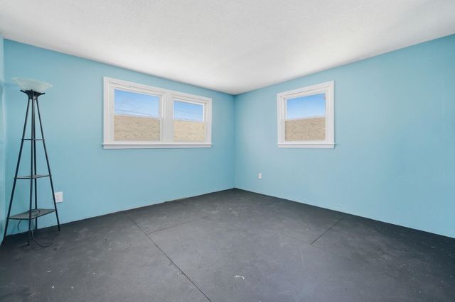 32 Fairview Avenue, Nashua, NH 03060