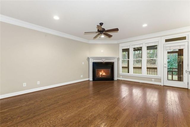 2618 Long Pointe, Roswell, GA 30076