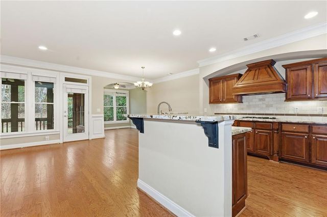 2618 Long Pointe, Roswell, GA 30076