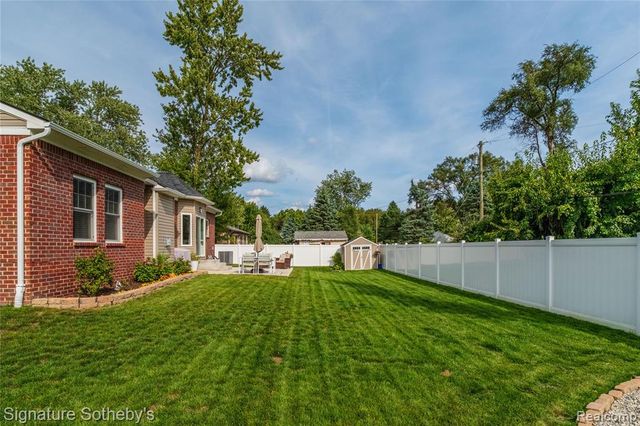 38671 Belliveau Street, Westland, MI 48185