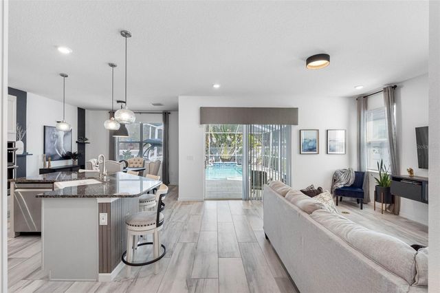 325 SHORE CRAB WAY, Apollo Beach, FL 33572