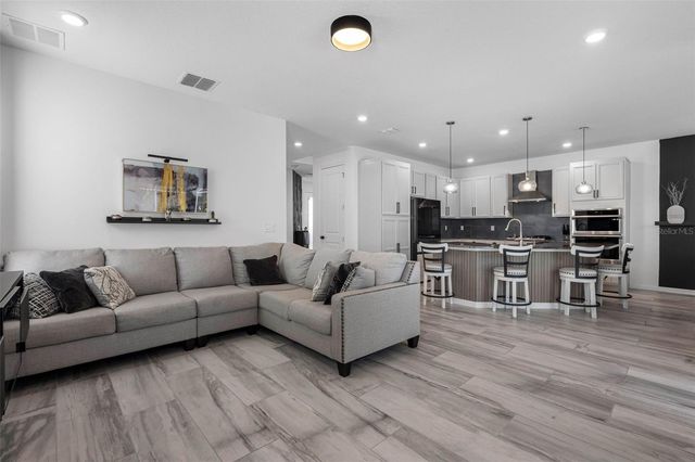 325 SHORE CRAB WAY, Apollo Beach, FL 33572