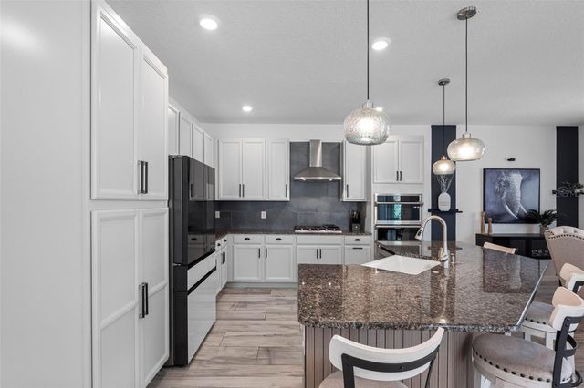 325 SHORE CRAB WAY, Apollo Beach, FL 33572