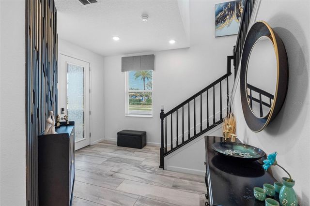 325 SHORE CRAB WAY, Apollo Beach, FL 33572