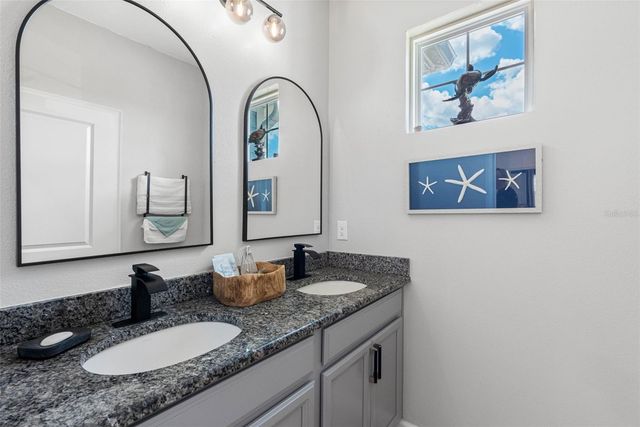 325 SHORE CRAB WAY, Apollo Beach, FL 33572