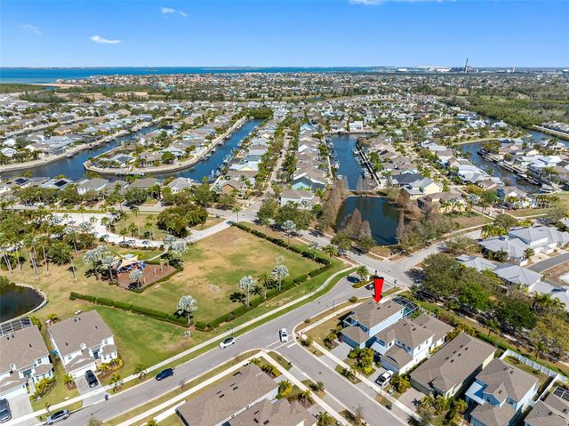 325 SHORE CRAB WAY, Apollo Beach, FL 33572