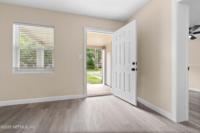 5125 ABEL Lane, Jacksonville, FL 32254