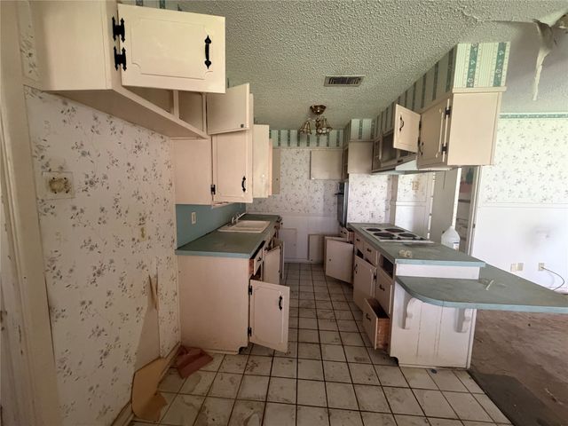 108 E Santa Anna Drive, Robinson, TX 76706