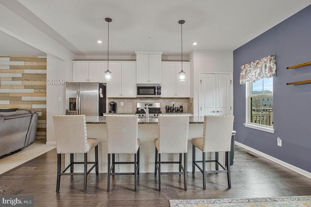 8218 KIPPIS RD, Millersville, MD 21108