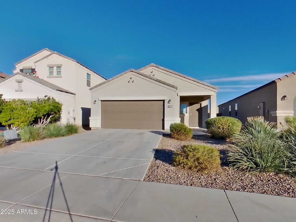5288 E IRIDIUM Way, San Tan Valley, AZ 85143